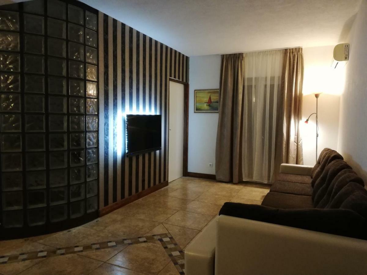Apartments Blanca Vodice Exterior photo